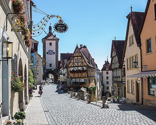 AUGUSTA, ROTHENBURG E IL CASTELLO DI LINDERHOF